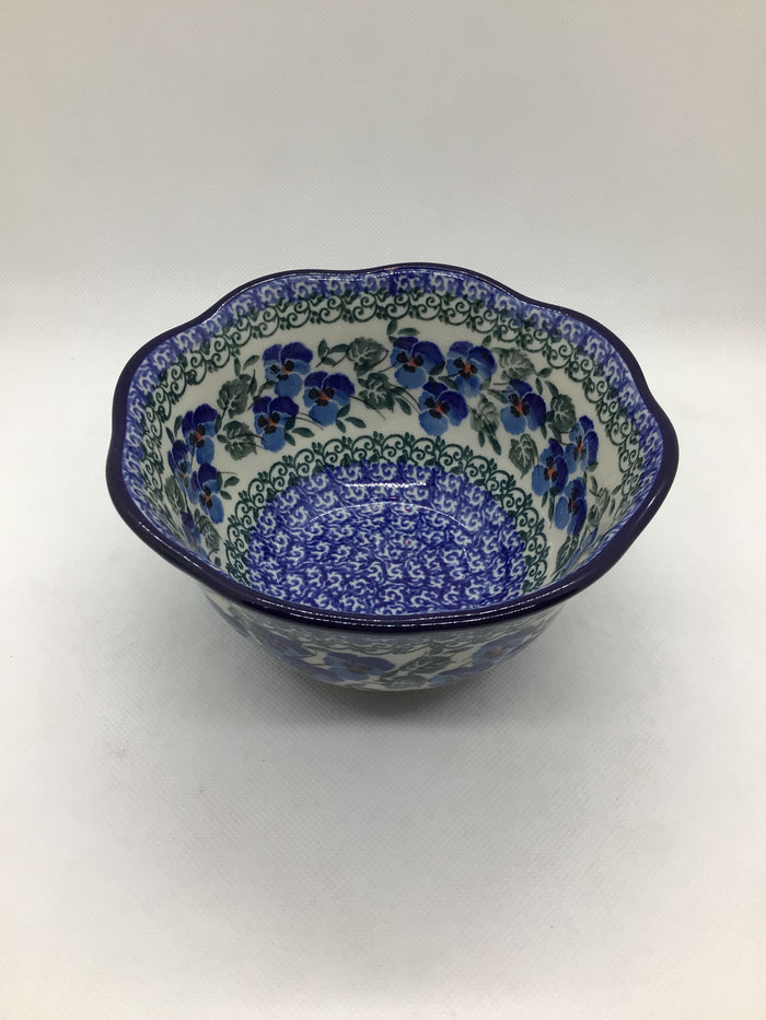 Winter Viola Ruffle Edge Bowl 6"